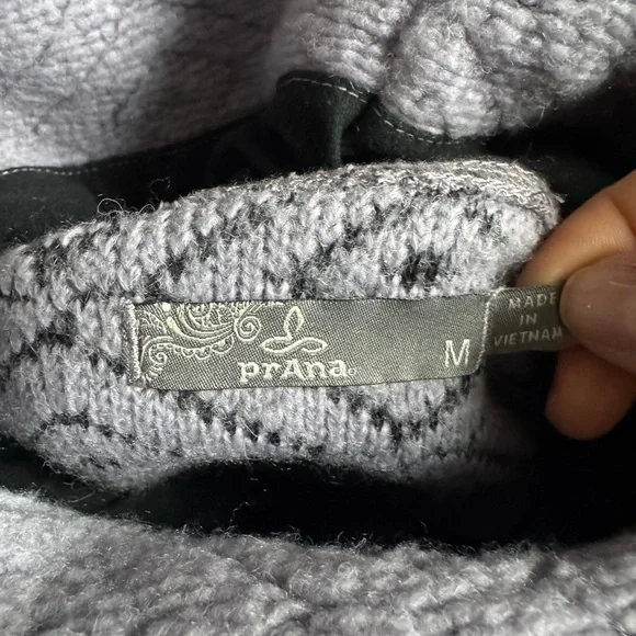 prAna Crestland Sweater Wool Cowl Neck Pullover Cozy Sweatshirt Winter Purple M - Picture 4 of 5